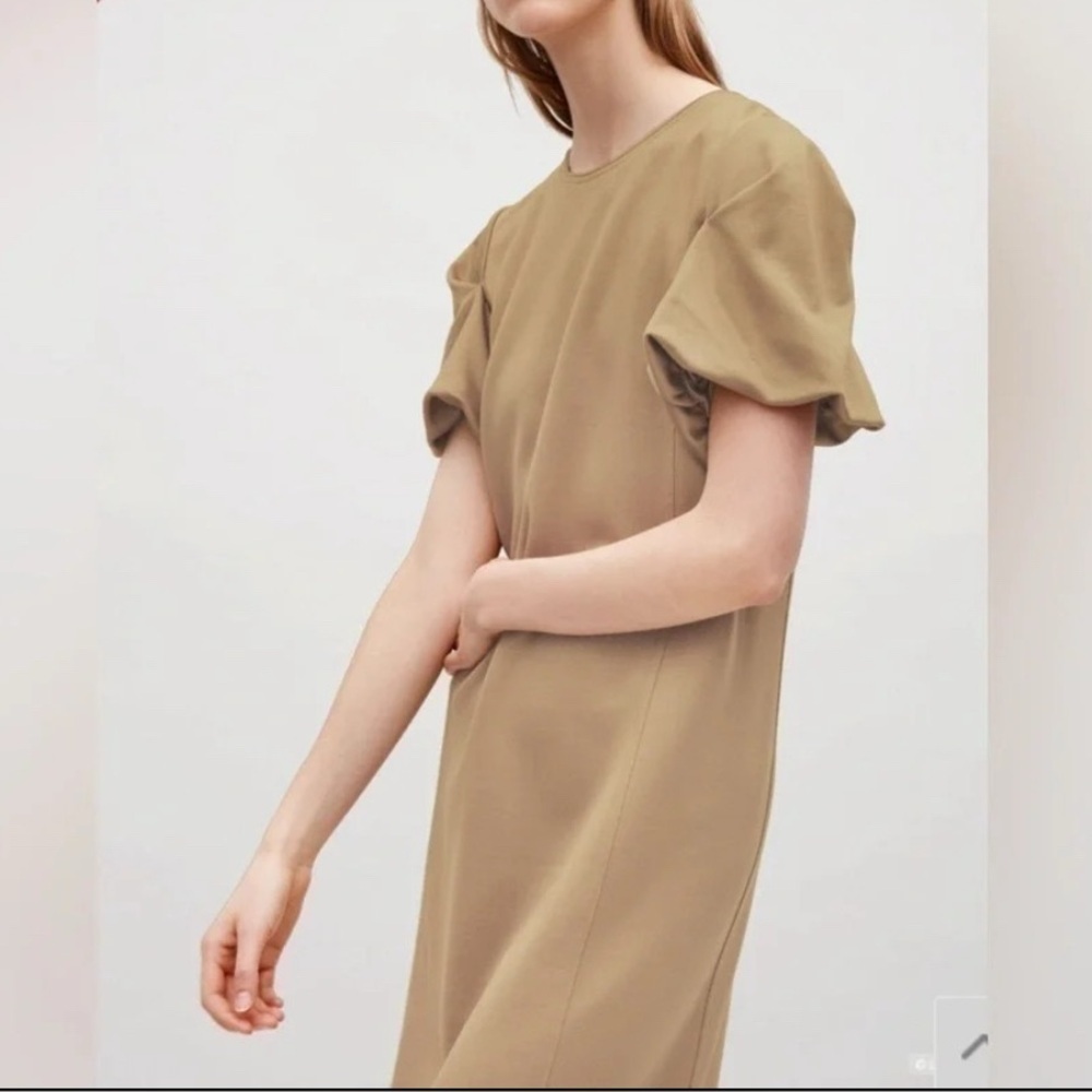COS M Glossy Minimalist Taupe Puff Bubble Short Sleeve Shift Scandi Style Dress - Picture 3 of 16